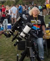 Dorothy O'Neal manning the scopes on the National Mall